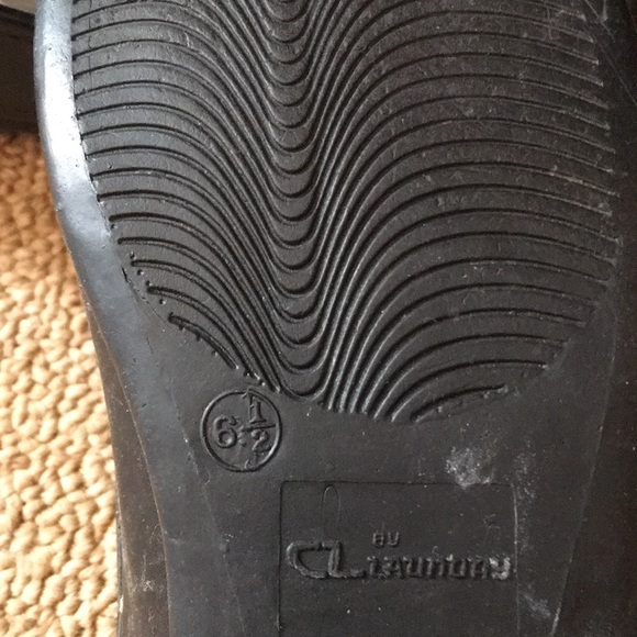 Flats - Picture 4 of 5